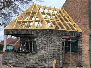 Avant - charpente et toiture