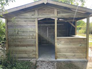 Abri spa et cuisine d'été