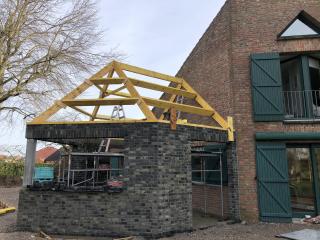 Avant - charpente et toiture